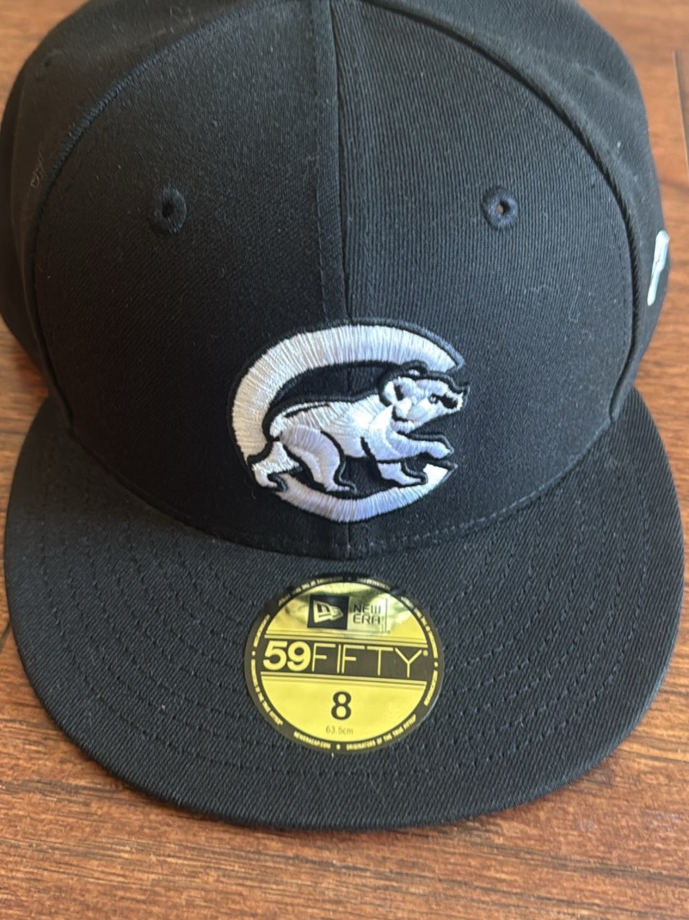 New Era Black Fitted Chicago Cubs Cap with White Bear Logo Size 8